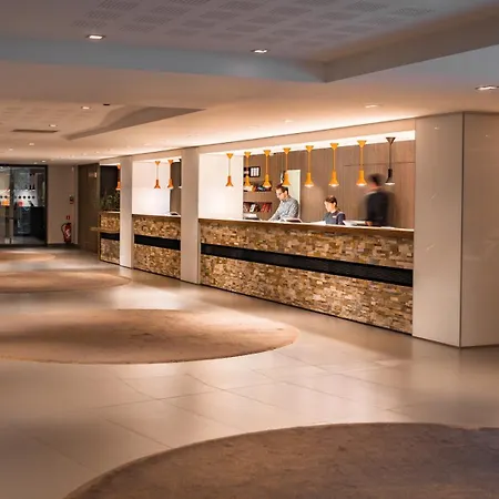 Heliopic Hotel & Spa-3